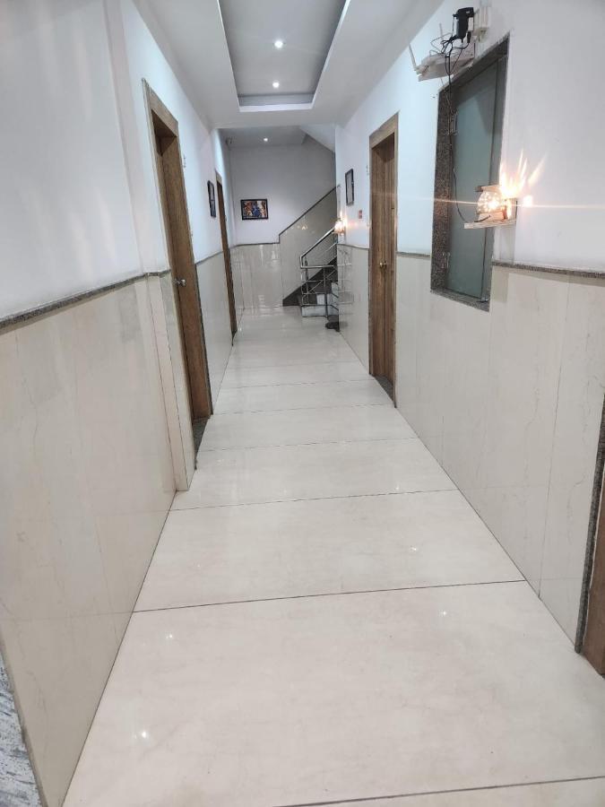 Hotel Ambe Inn By Ambience Delhi Igi Airport New Delhi Buitenkant foto