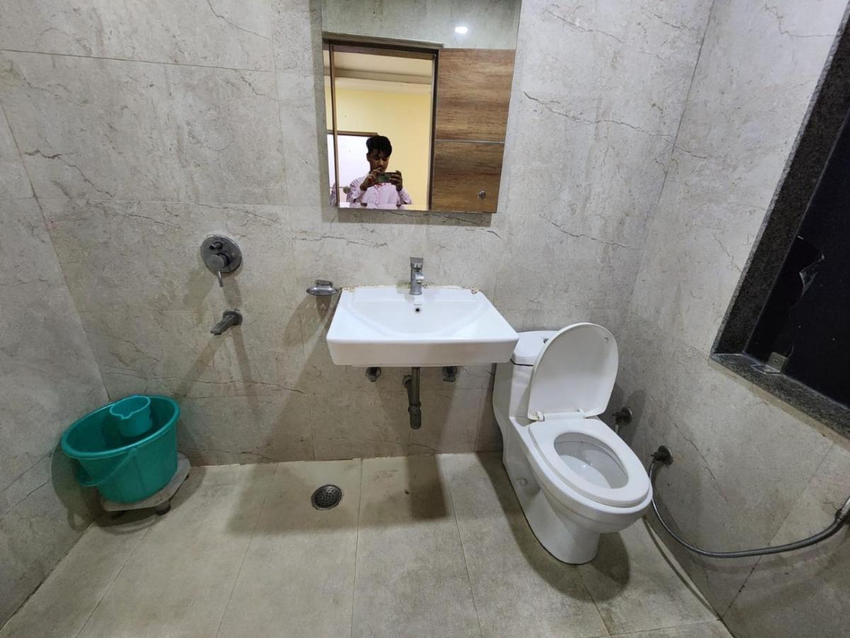Hotel Ambe Inn By Ambience Delhi Igi Airport New Delhi Buitenkant foto