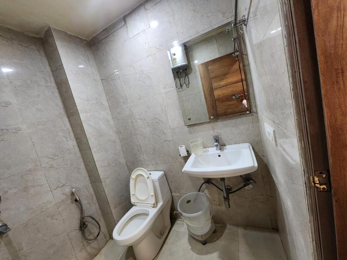 Hotel Ambe Inn By Ambience Delhi Igi Airport New Delhi Buitenkant foto