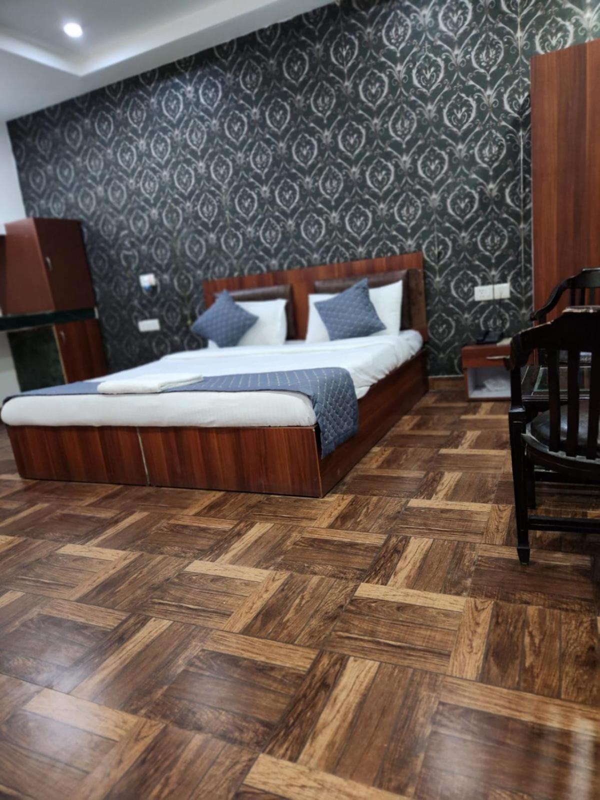 Hotel Ambe Inn By Ambience Delhi Igi Airport New Delhi Buitenkant foto